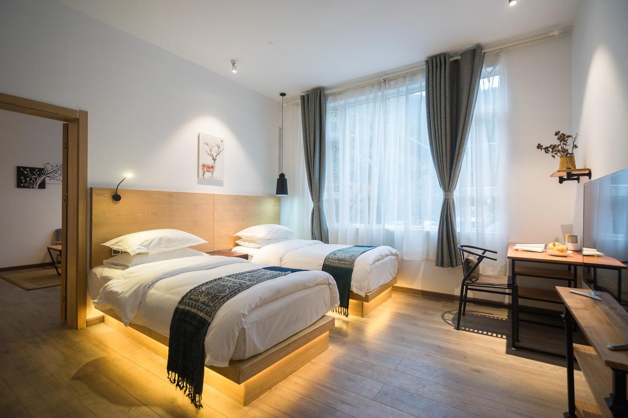 Bamboo Cultural Lake Inn Ninglang Екстериор снимка